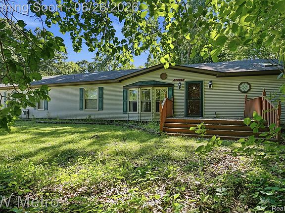 2nd image of 22733 Sumpter Rd