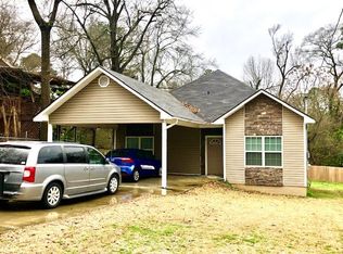837 N 3rd St, Longview, TX 75601