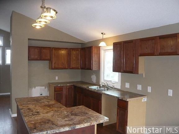 3rd image of 1342 Vincent Ave N