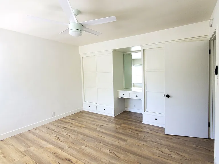 451 San Vicente Blvd #2 — Photo 7