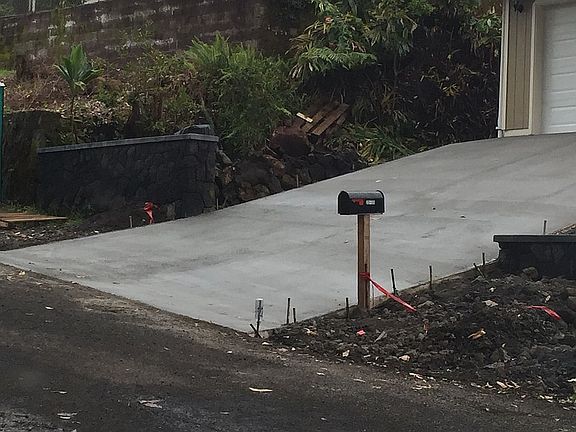 2nd image of 25-35 Hana St