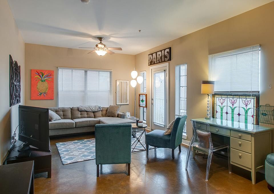 1st image of 1803 Broadway APT 303
