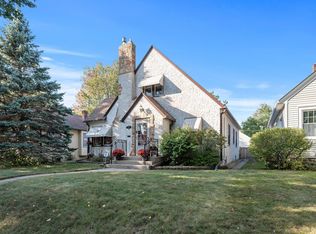 727 Sherwood Ave, Saint Paul, MN 55106