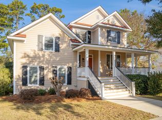 28 Petigru Dr, Beaufort, SC 29902