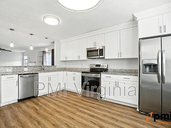 5th image of 159 Stoney Ridge Ave