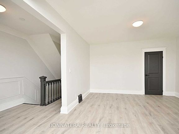 3rd image of 47 Emerald St N