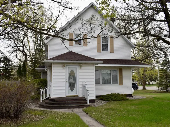 105 Main St N, Karlstad, MN 56732