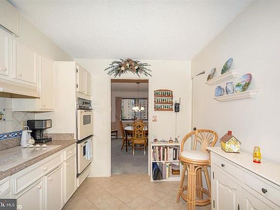 4th image of 5904 Mount Eagle Dr APT 1015