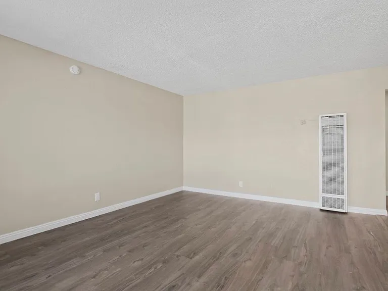 1356 W Stoneridge Ct. — Photo 5