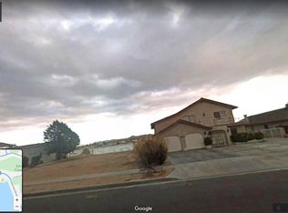 27657 Silver Lakes Pkwy, Helendale, CA 92342