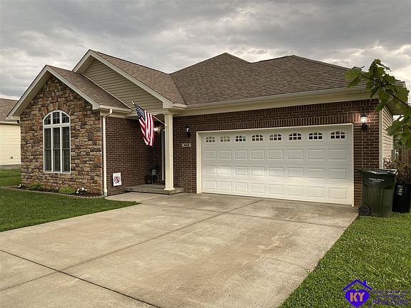 4th image of 448 Cabernet Dr
