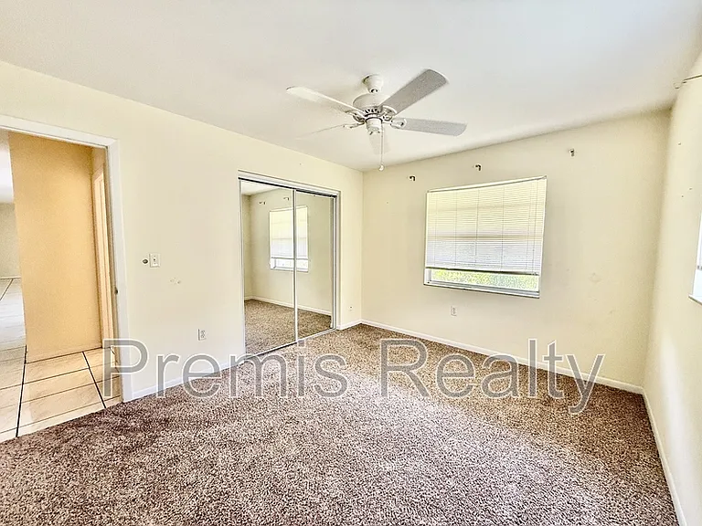 2238 Colonial Dr — Photo 17