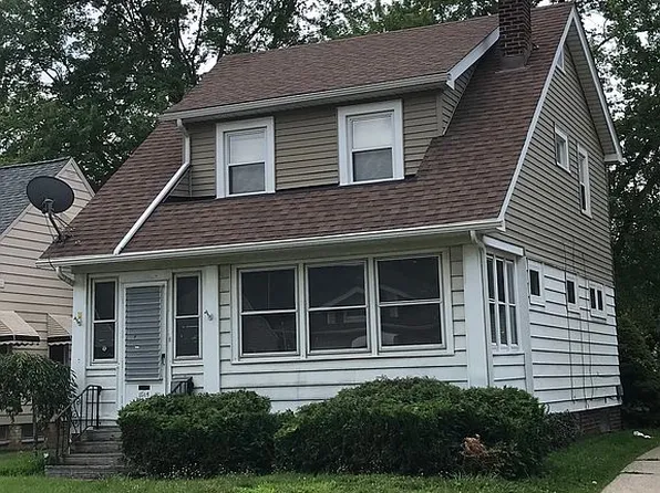 1504 E 221st St, Euclid, OH 44117