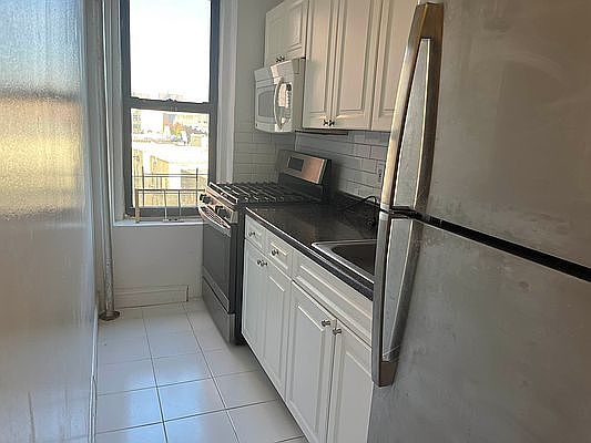 2nd image of 562 Saint Nicholas Ave #5A
