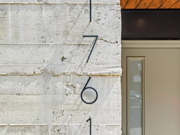 1761 Waterloo St, Philadelphia, PA 19122