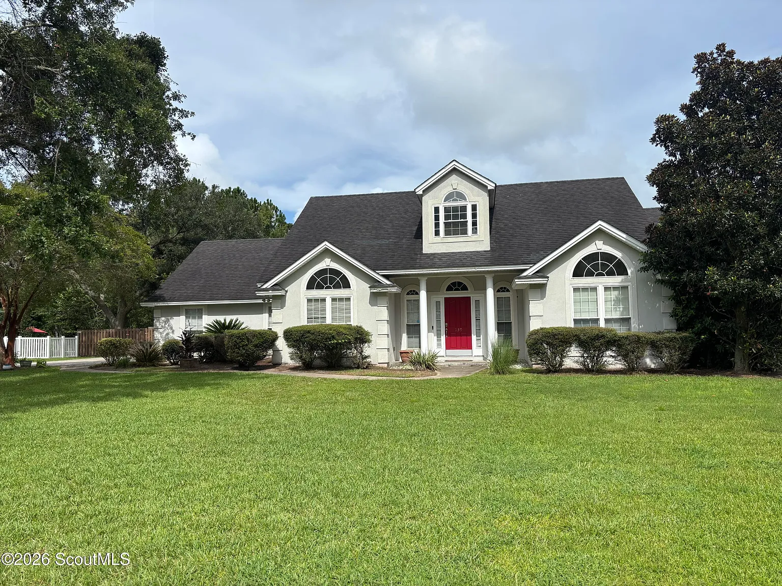 4 bed, 2.0 bath, 2045 sqft, $2,970 — Photo 2