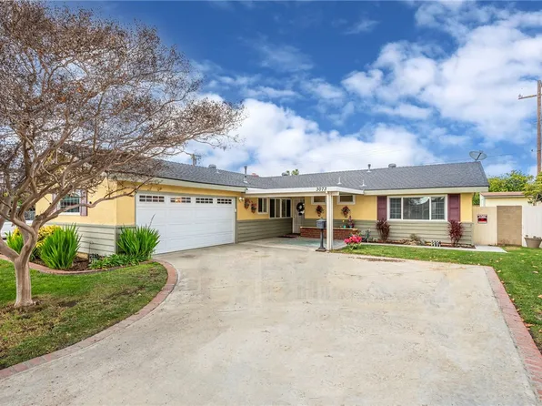 3073 W Teranimar Dr, Anaheim, CA 92804