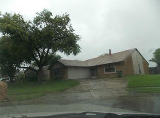 703 Netherland Pl, Arlington, TX 76017