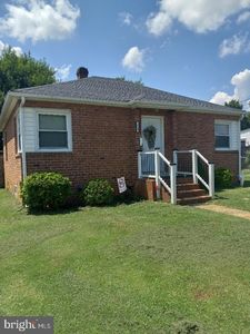 214 Washington Ave, Front Royal, VA, 22630