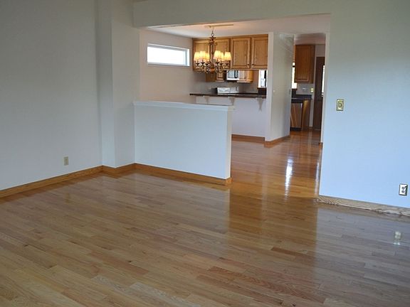 3rd image of 63 Marin Ave
