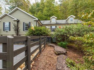 438 Dupont Rd, Hendersonville, NC 28739