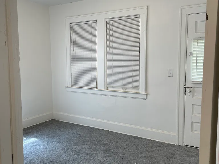 4336 Cortland St #2 — Photo 10