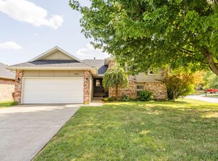 3882 W Edgewood St, Springfield, MO 65807