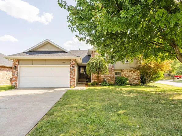 3882 W Edgewood Street, Springfield, MO 65807