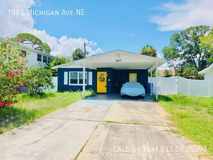 1867 Michigan Ave NE