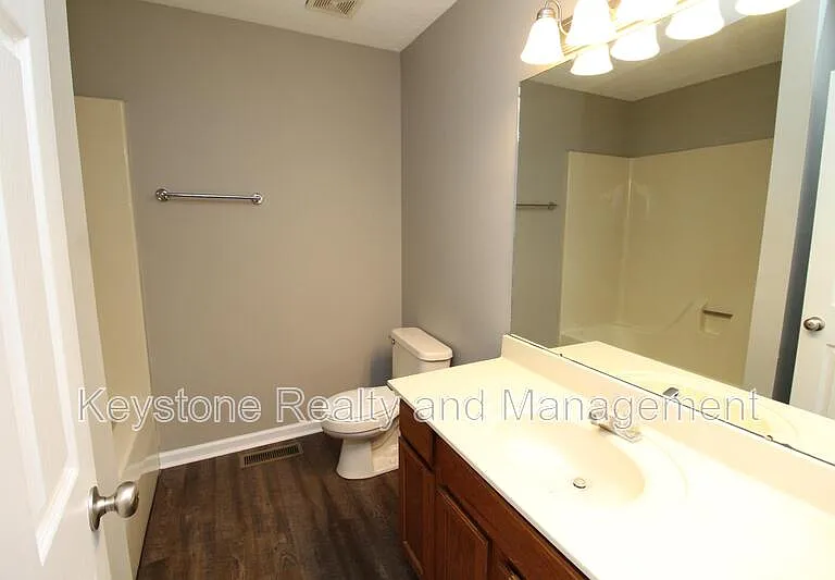 927 Lc Ave — Photo 6