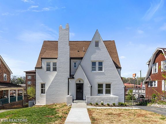 2nd image of 2763 Linden Ave