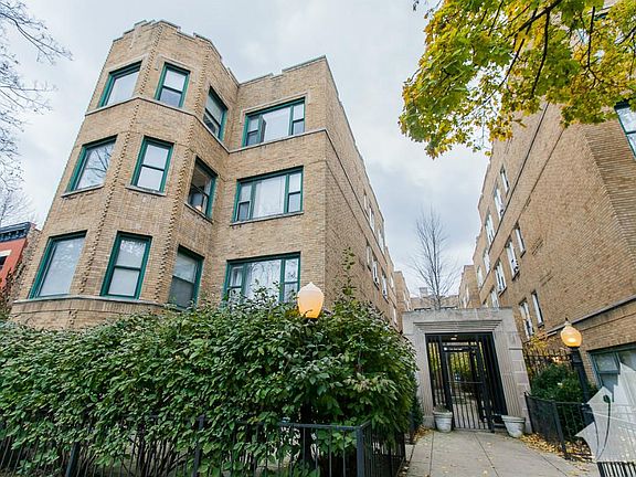 2nd image of 683 1/2 W Wrightwood Ave #2n2nd