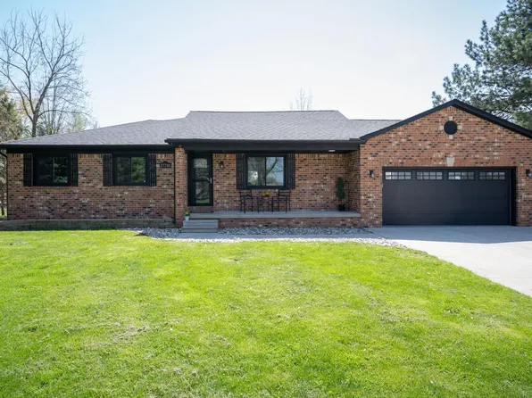 27780 Pratt Rd, Richmond, MI 48062
