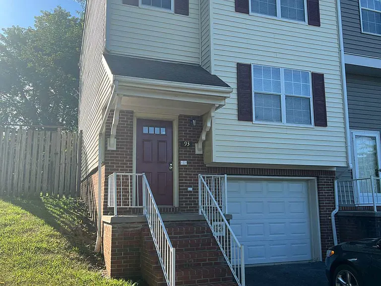 93 Willowbrook Dr #93 — Photo 1