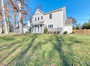 90 Edison St, Wyckoff, NJ 07481