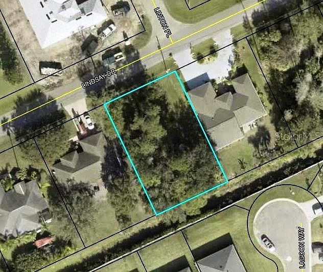 1st image of 20 Lindsay Dr #11