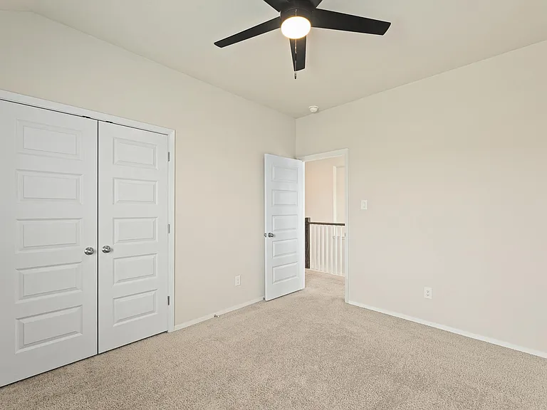 310 Rimrock Ct — Photo 29