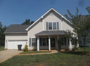 3539 Joel Turner Dr, Charlotte, NC 28216