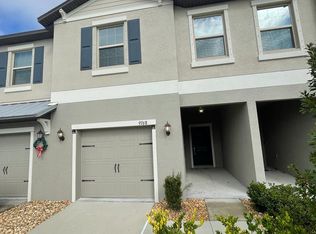 9768 Pembrooke Pines Dr, Sun City Center, FL 33573