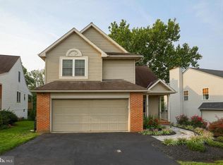 109 Brickyard Cir, Ephrata, PA 17522