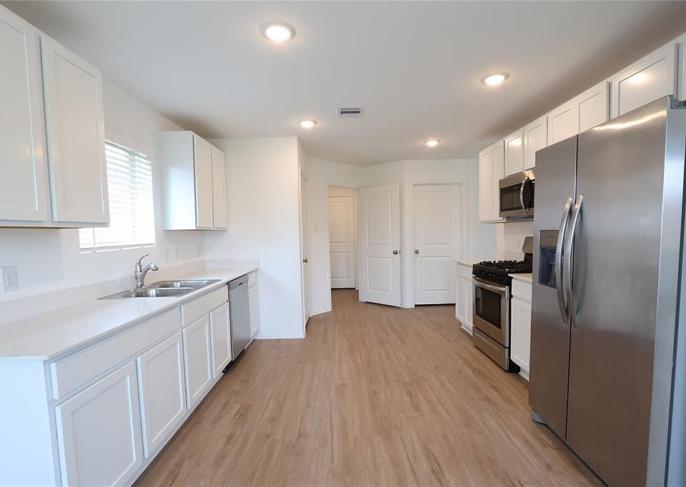 1st image of 27007 Jasmine Breeze Dr