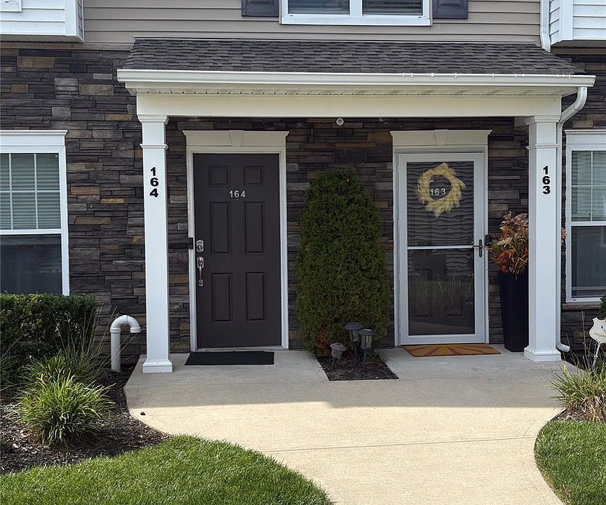 1st image of 164 Ashley Ct
