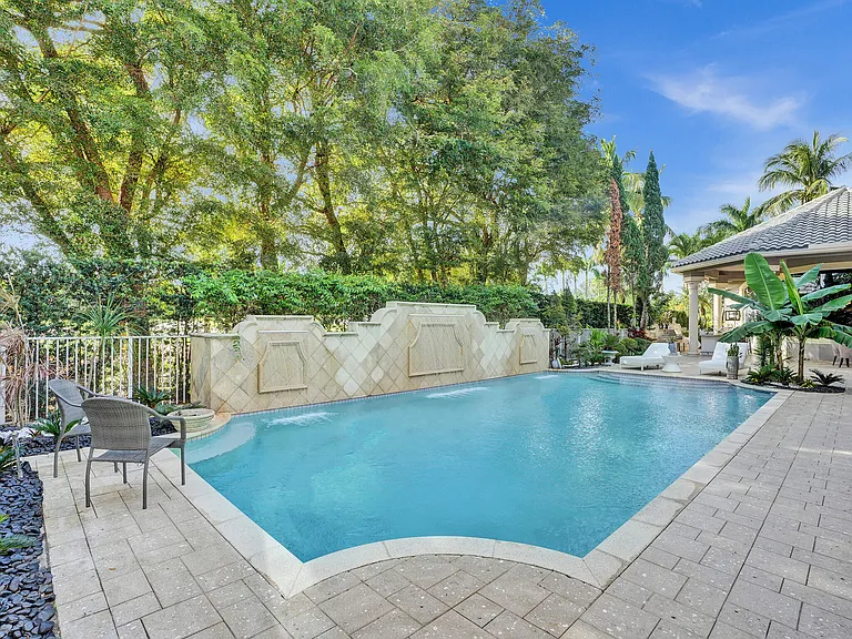 7988 Mandarin Dr — Photo 30