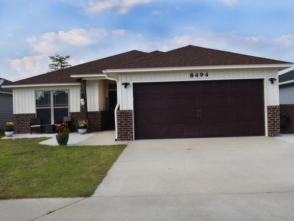 3rd image of 8494 Island Dr