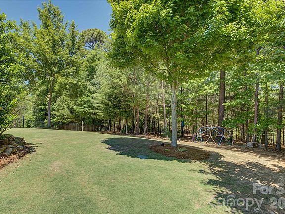 3rd image of 15420 Cimarron Hills Ln