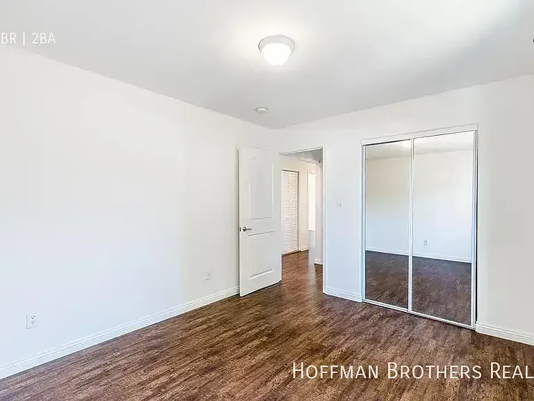 1552 S Cochran Ave — Photo 10