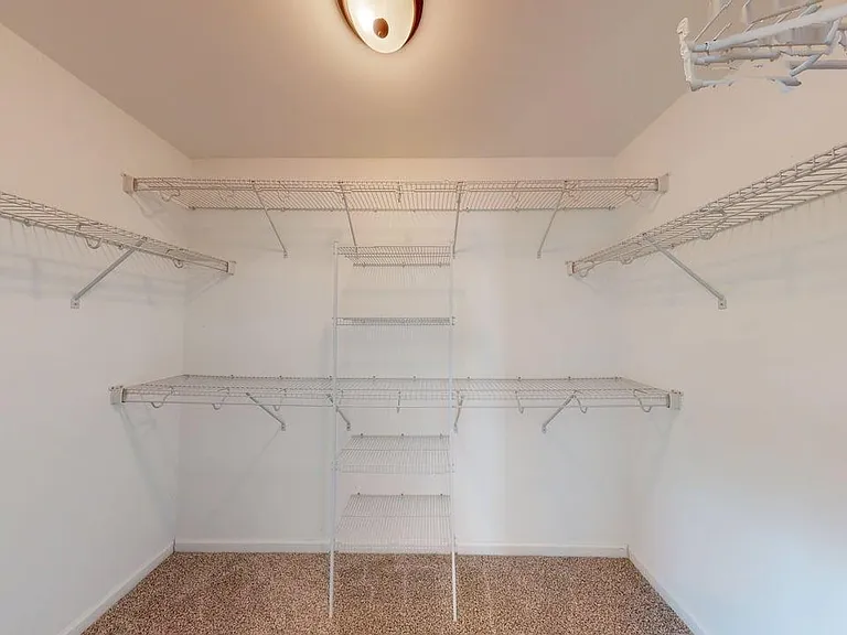 3221 Austin Ave — Photo 16
