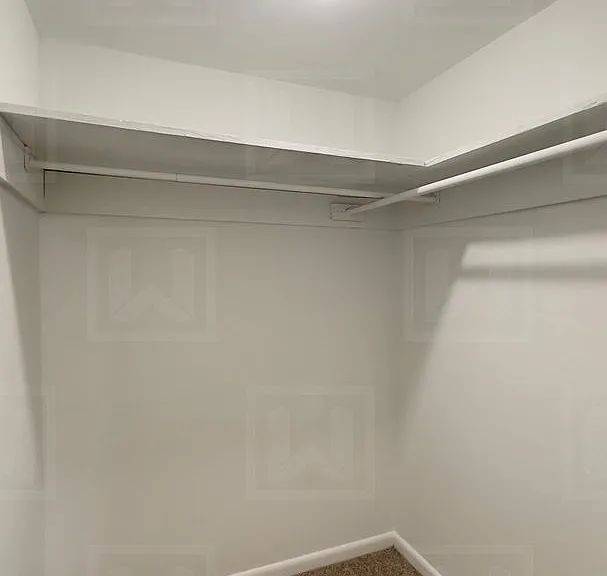 ROEBUCK VILLA APARTMENTS — Photo 27