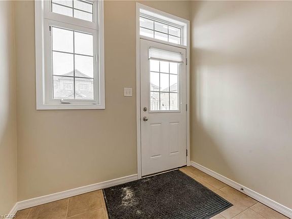4th image of 931 Glasgow St #9A