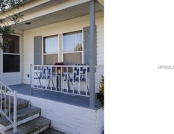 4th image of 532 Lazy Lake Dr W